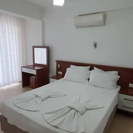 Appartamento Oludenizde Havuzlu 2+1 Dublex Apart *